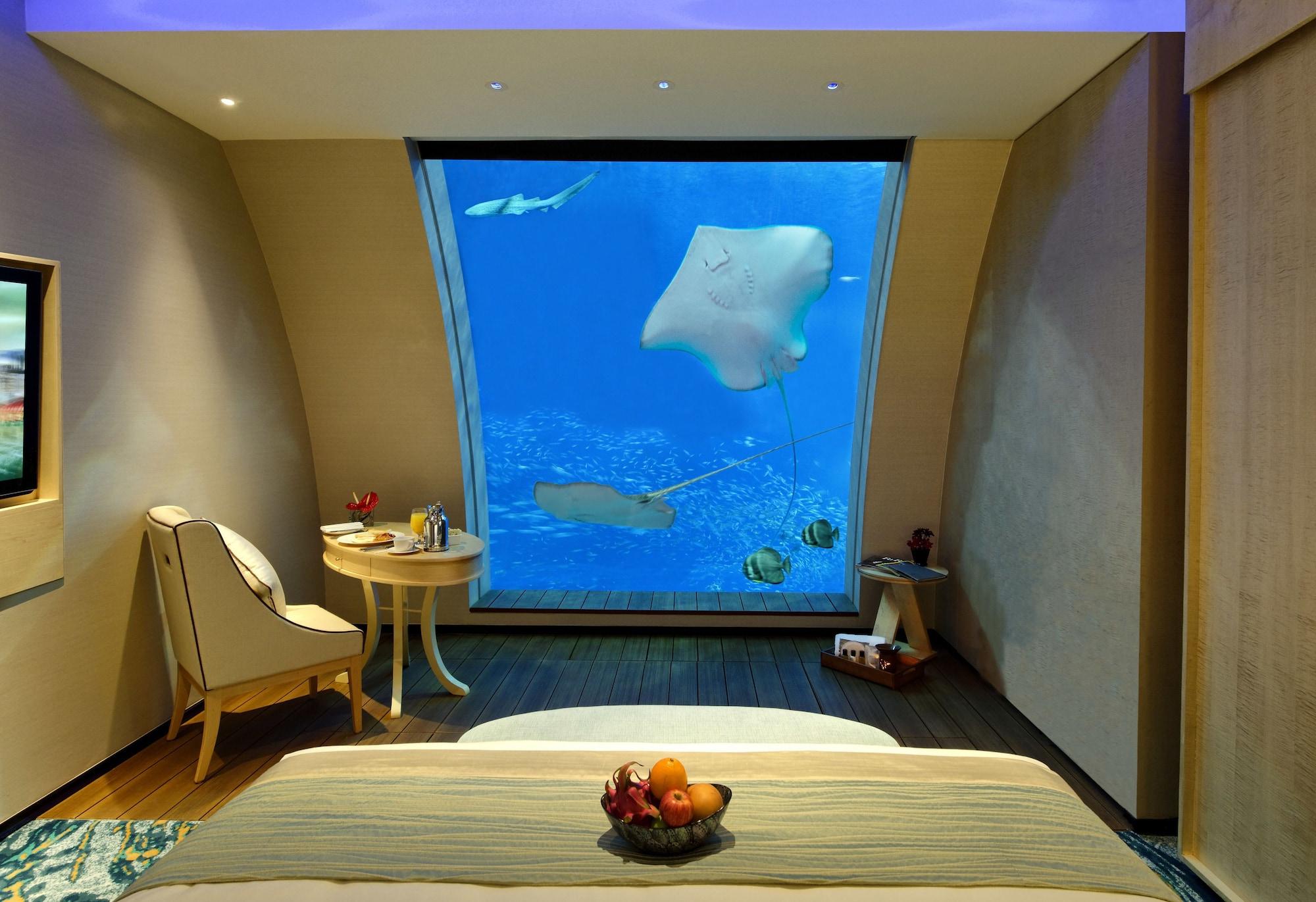 Resorts World Sentosa - Equarius Villas Сингапур Екстериор снимка