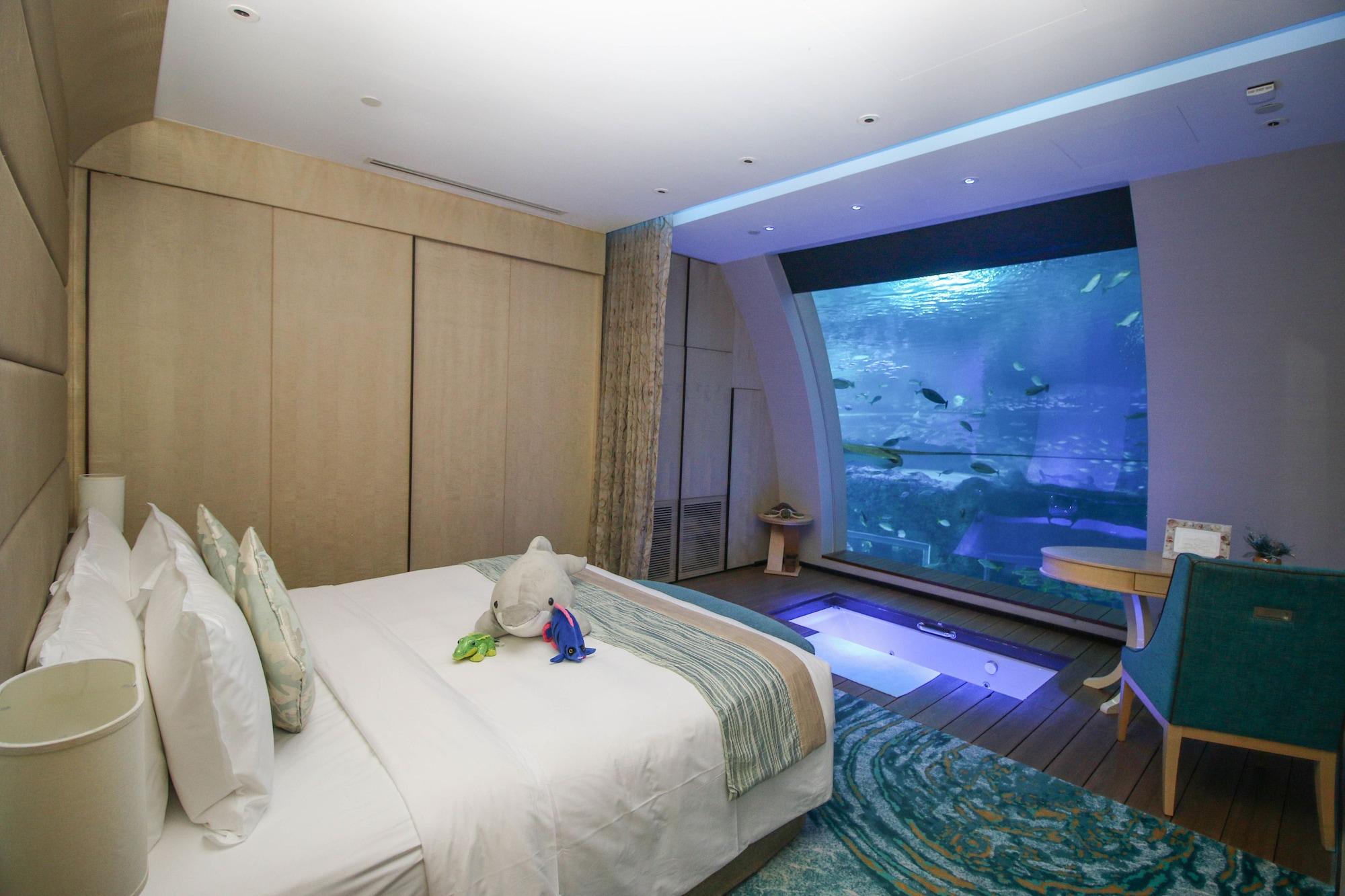 Resorts World Sentosa - Equarius Villas Сингапур Екстериор снимка