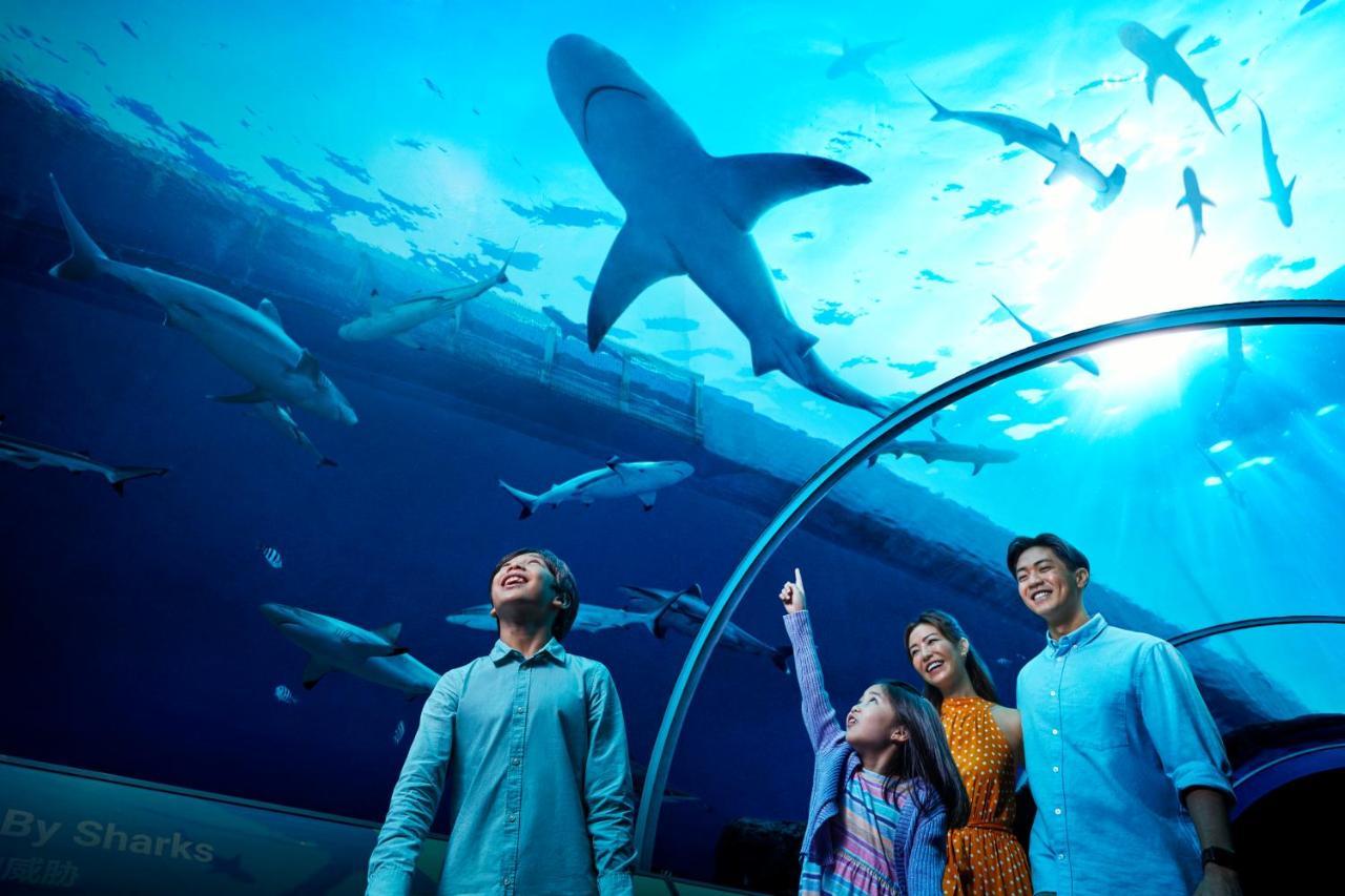 Resorts World Sentosa - Equarius Villas Сингапур Екстериор снимка