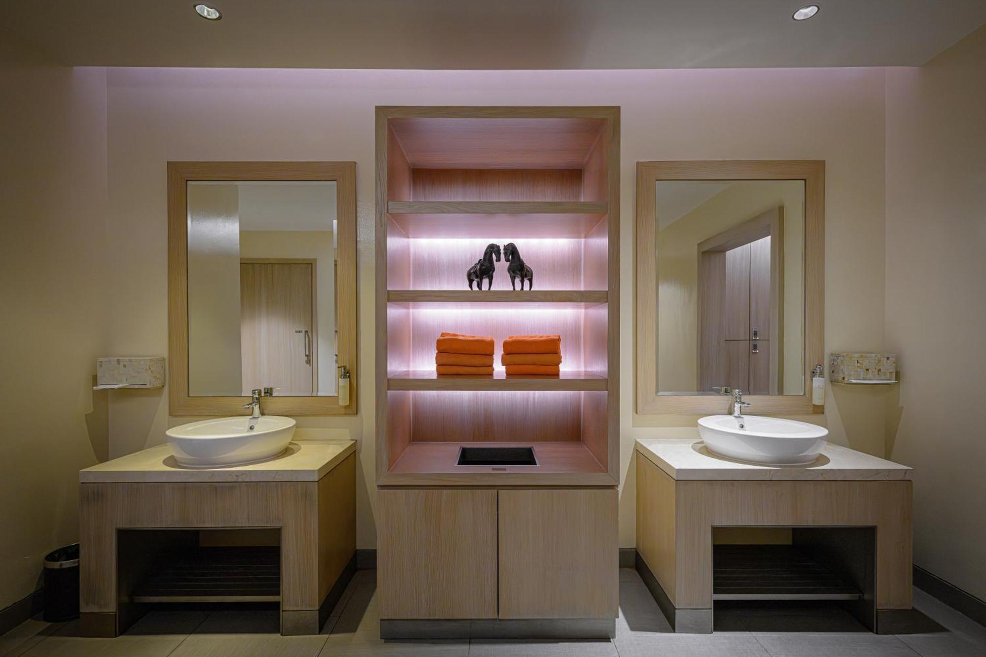 Resorts World Sentosa - Equarius Villas Сингапур Екстериор снимка