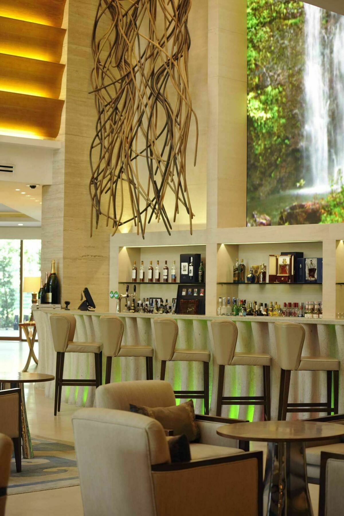Resorts World Sentosa - Equarius Villas Сингапур Екстериор снимка
